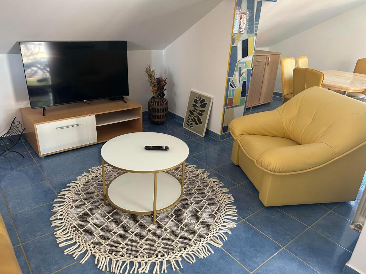 Apartman Leni Apartament *